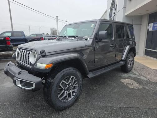 2026 Jeep Wrangler 4-Door Sahara 4x4