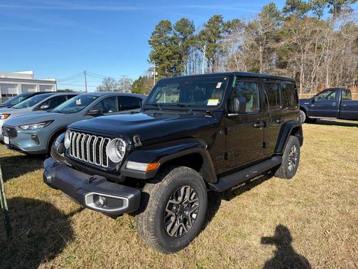 2026 Jeep Wrangler 4-Door Sahara 4x4