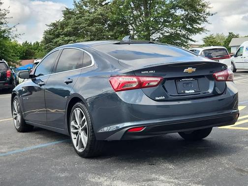2021 Chevrolet Malibu FWD LT