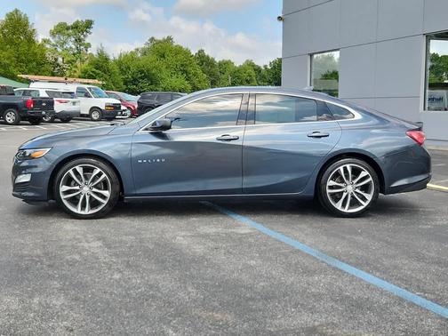 2021 Chevrolet Malibu FWD LT