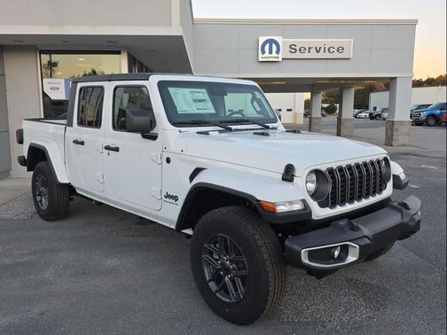 2025 Jeep Gladiator Sport S