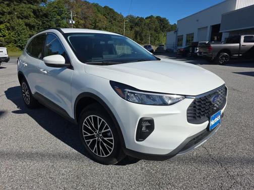 2025 Ford Escape PHEV Base