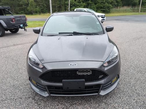 MAGNETIC 2017 Ford Focus ST