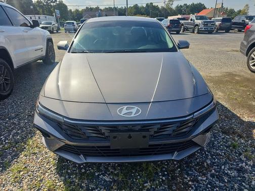 2024 Hyundai ELANTRA Limited