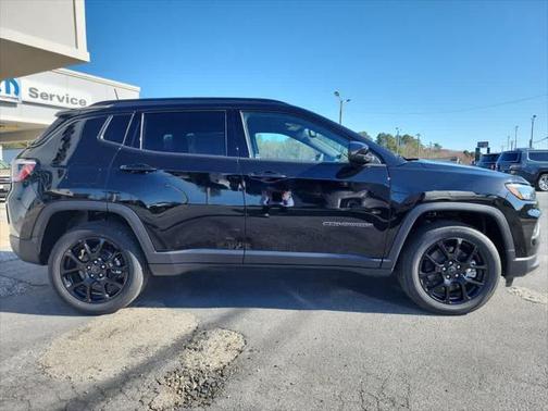 2025 Jeep Compass Latitude
