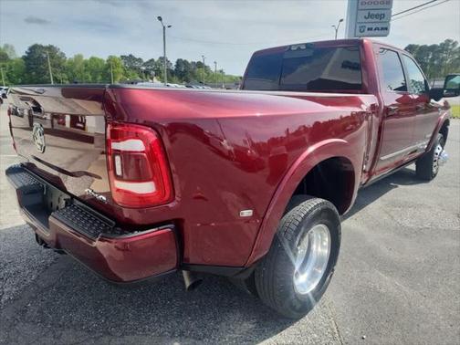 2023 RAM 3500 Limited Crew Cab 4x4 8' Box