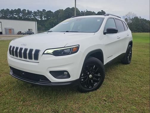 2022 Jeep Cherokee Latitude Lux