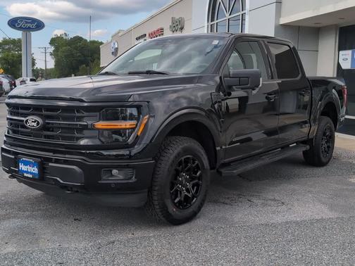 AGATE BLACK METALLIC 2026 Ford F-150 XLT