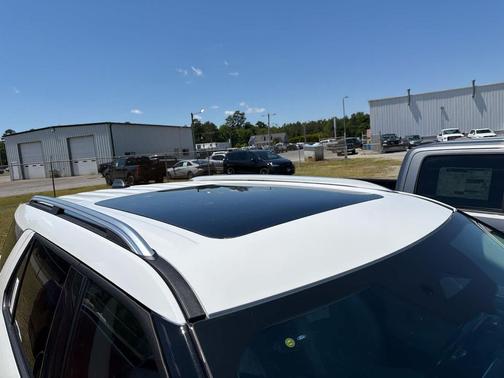 STAR WHITE MET TRI-COAT 2026 Ford Explorer Platinum