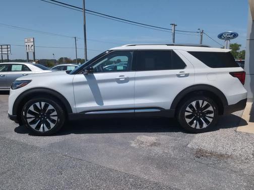 STAR WHITE MET TRI-COAT 2026 Ford Explorer Platinum