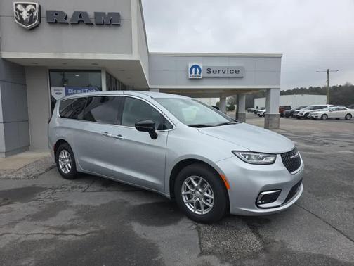 2026 Chrysler Pacifica L