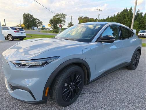 2025 Ford Mustang Mach-E Select