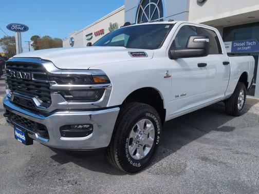 2026 RAM 2500 Big Horn Crew Cab 4x4 6'4' Box