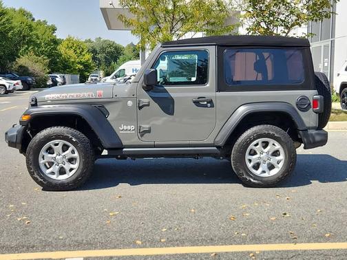2021 Jeep Wrangler Islander 4x4