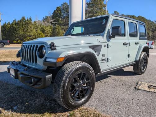 2023 Jeep Wrangler 4-Door Freedom 4x4