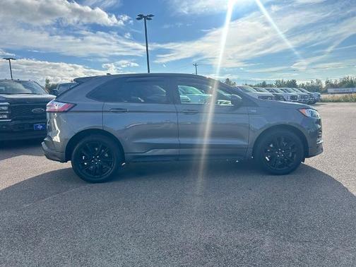 2022 Ford Edge ST LINE