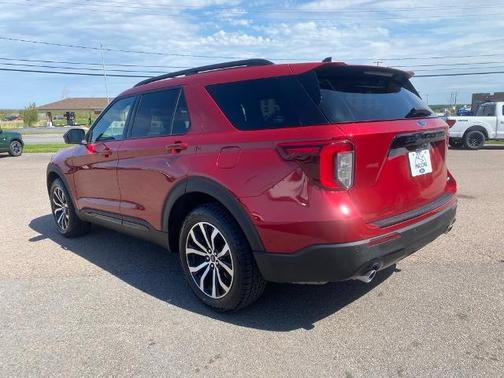 2022 Ford Explorer ST-LINE