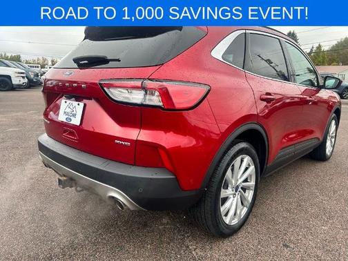 2022 Ford Escape TITANIUM