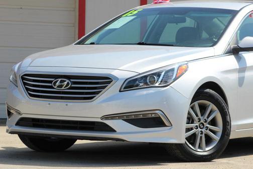 Symphony Silver 2015 Hyundai SONATA SE