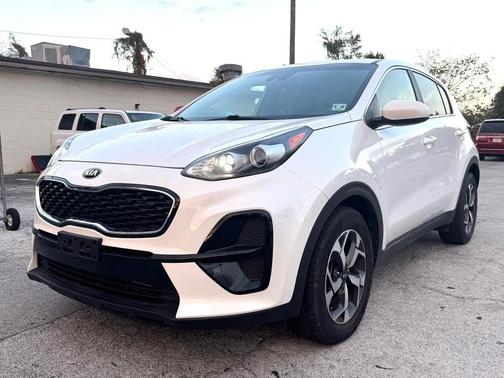 2022 Kia Sportage LX