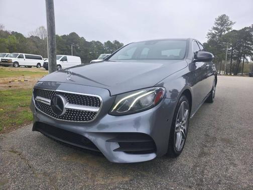 2017 Mercedes-Benz E-Class E 300 4dr Sedan