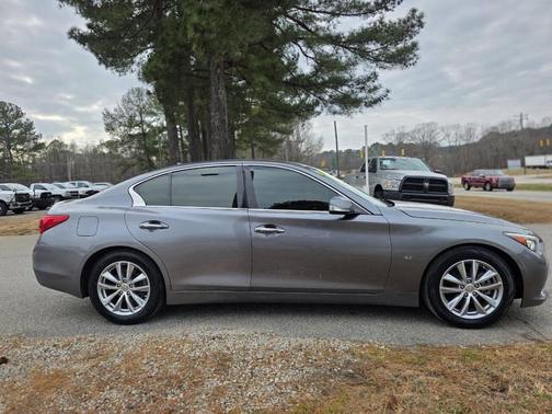 2015 INFINITI Q50 Premium