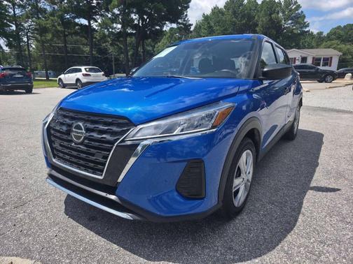 2021 Nissan Kicks S