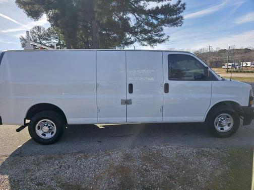 2018 Chevrolet Express 2500 Work Van