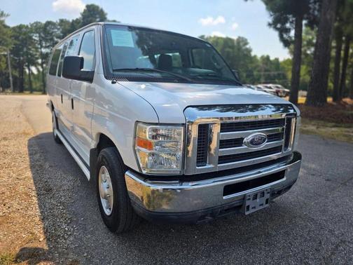 2014 Ford E350 Super Duty XLT