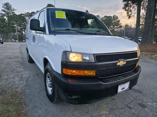 2021 Chevrolet Express 2500 RWD 2500 Regular Wheelbase WT