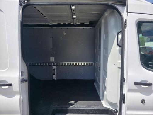 Oxford White 2018 Ford Transit-150 Base