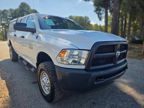 2018 RAM 2500 Tradesman Crew Cab 4x4 6'4' Box