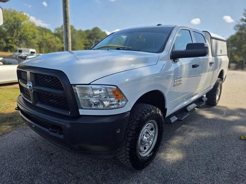 2018 RAM 2500 Tradesman Crew Cab 4x4 6'4' Box