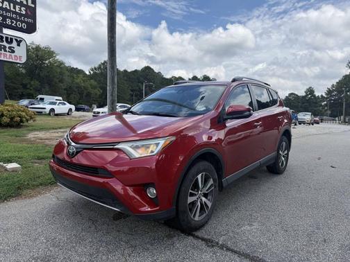 2017 Toyota RAV4 XLE
