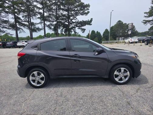 2017 Honda HR-V LX