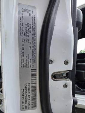 Bright White Clearcoat 2021 RAM 2500 Tradesman Crew Cab 4x4 8' Box
