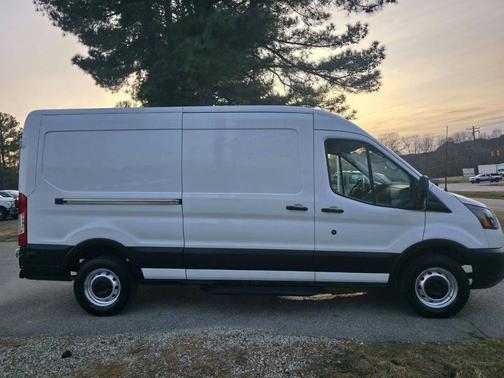2019 Ford Transit-250 Base
