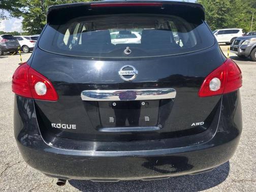 2011 Nissan Rogue S