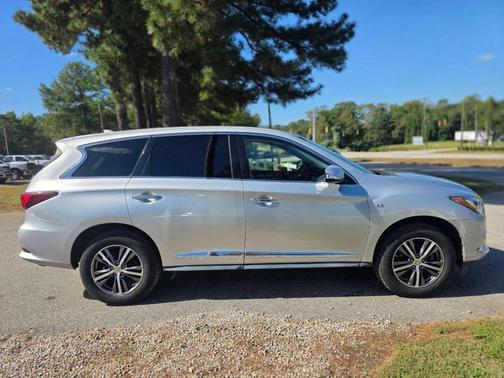2018 INFINITI QX60 Base