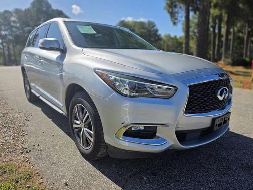 2018 INFINITI QX60 Base