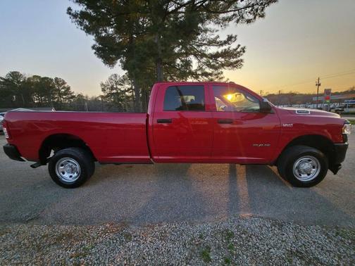 2020 RAM 2500 Tradesman Crew Cab 4x4 8' Box