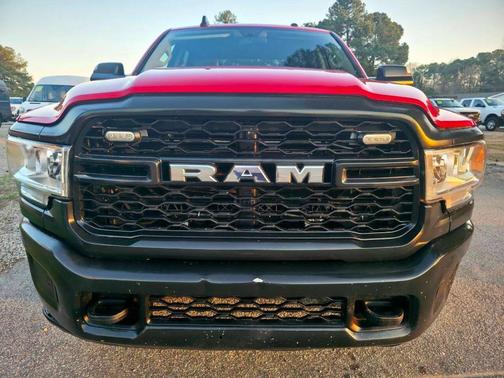 2020 RAM 2500 Tradesman Crew Cab 4x4 8' Box