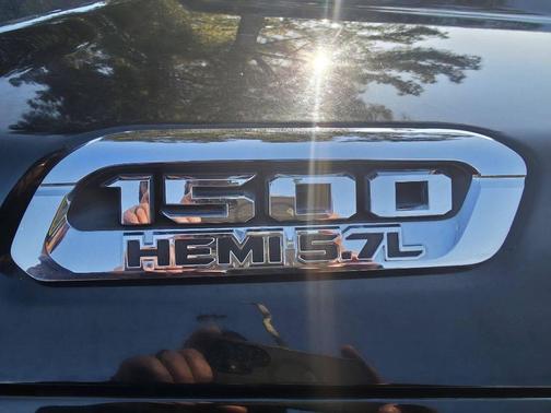 Diamond Black Crystal Pearlcoat 2020 RAM 1500 Big Horn/Lone Star