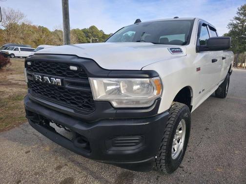 2020 RAM 2500 Tradesman Crew Cab 4X4 8' Box