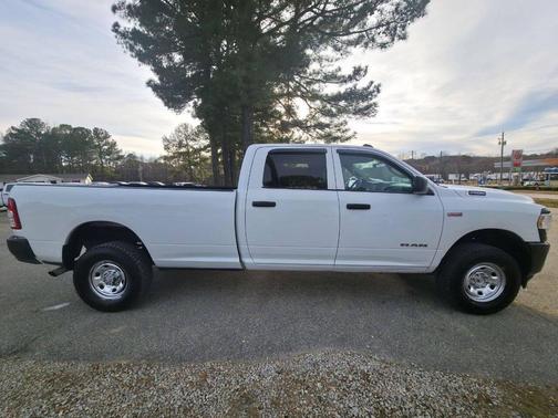 2020 RAM 2500 Tradesman Crew Cab 4X4 8' Box
