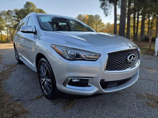 2018 INFINITI QX60 Base
