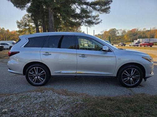 2018 INFINITI QX60 Base