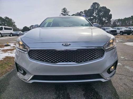2017 Kia Cadenza Premium