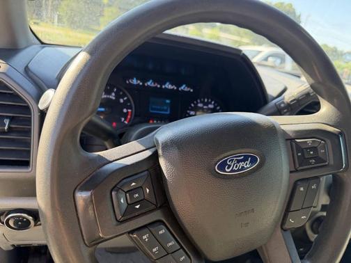 Oxford White 2022 Ford F-250 XL