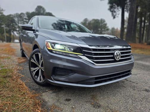 2021 Volkswagen Passat 2.0T SE
